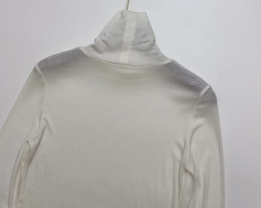 LE 17 SEPTEMBRE Solid-color fitted long-sleeve base layer T-shirt in As Shown, product view 12
