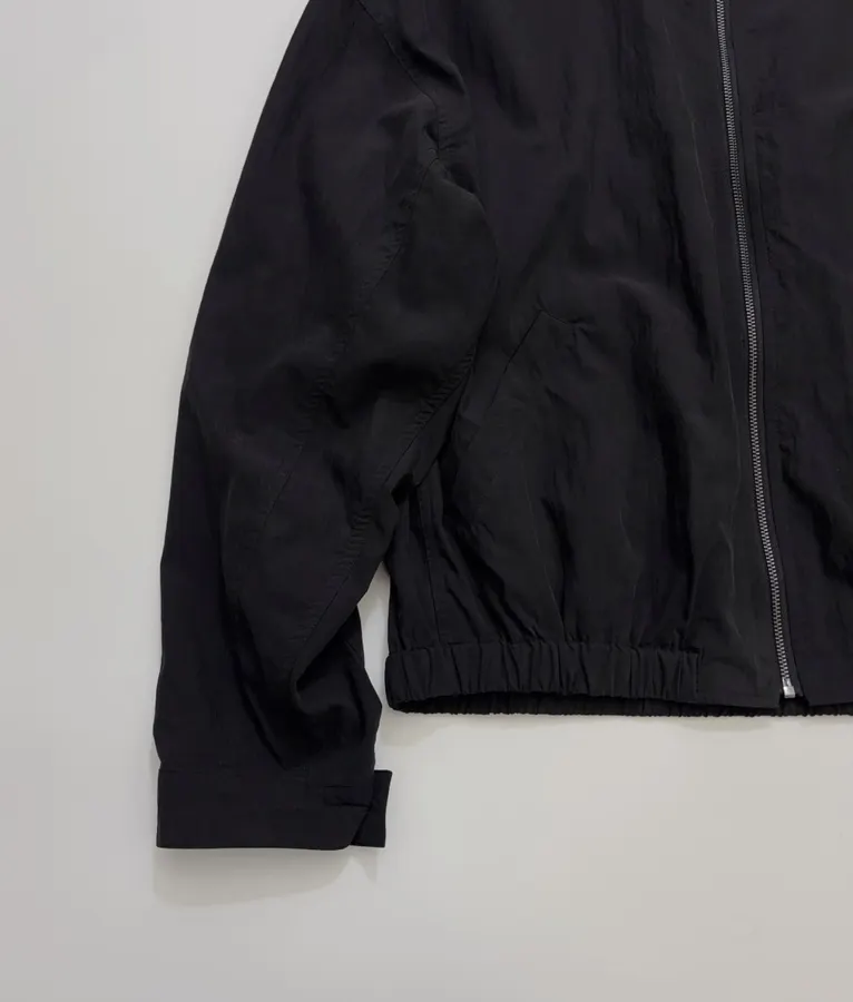 LEMAIRE Minimalist relaxed-fit zip-up jacket with natural crinkle texture and stand-up collar in As Shown, product view 07