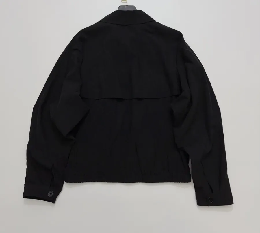 LEMAIRE Minimalist relaxed-fit zip-up jacket with natural crinkle texture and stand-up collar in As Shown, product view 15