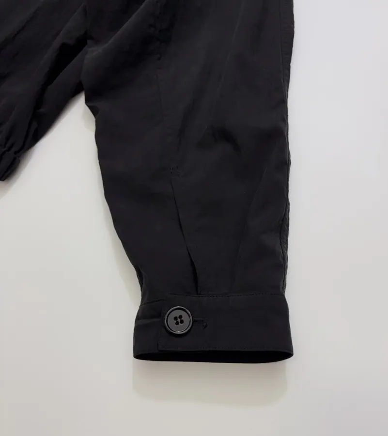 LEMAIRE Minimalist relaxed-fit zip-up jacket with natural crinkle texture and stand-up collar in As Shown, product view 17