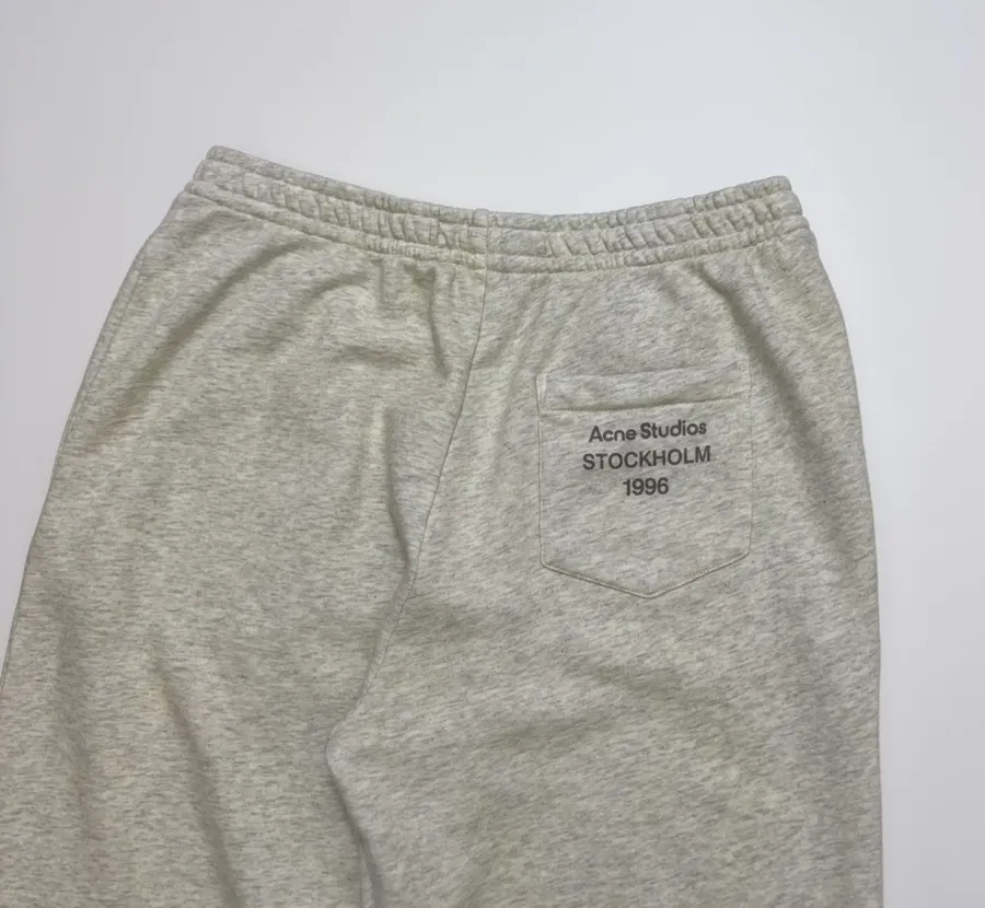 Light Grey Elastic-Waist Straight-Leg Trousers in Light Grey, product view 13