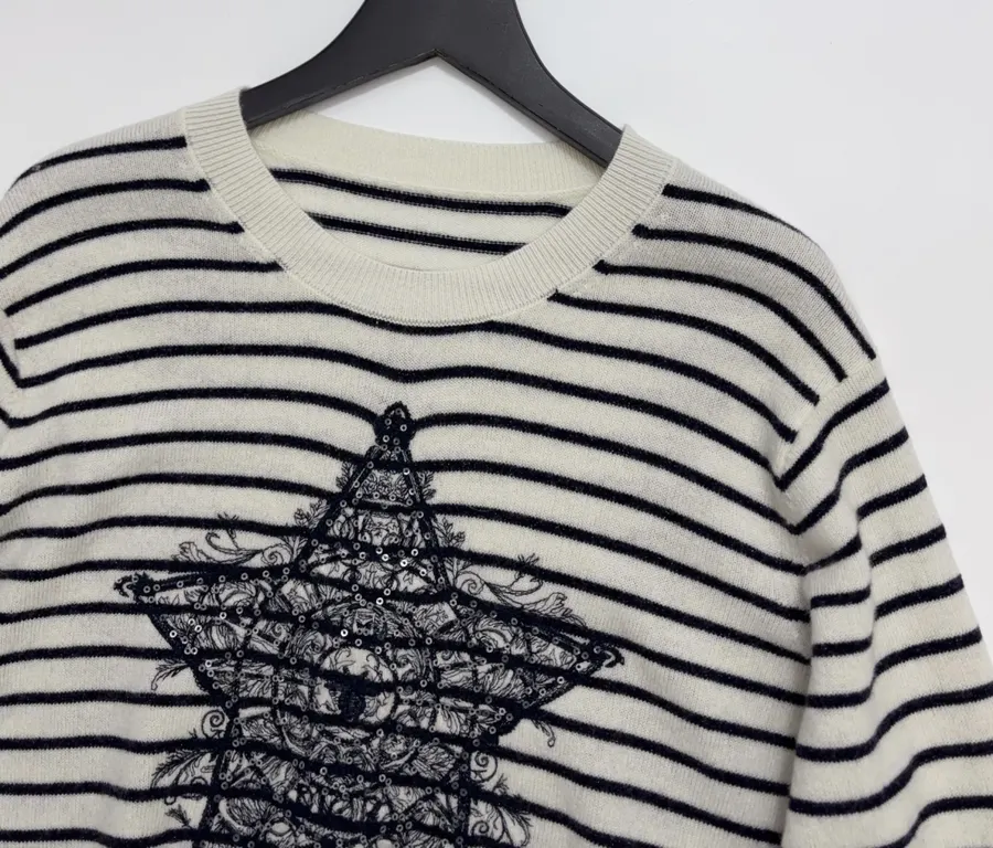 Star-pattern striped round-neck long-sleeve knit top in As Shown, product view 02