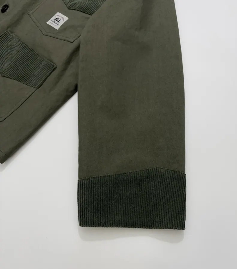 BODE Jacket with Contrast Corduroy Collar in 军绿, product view 06