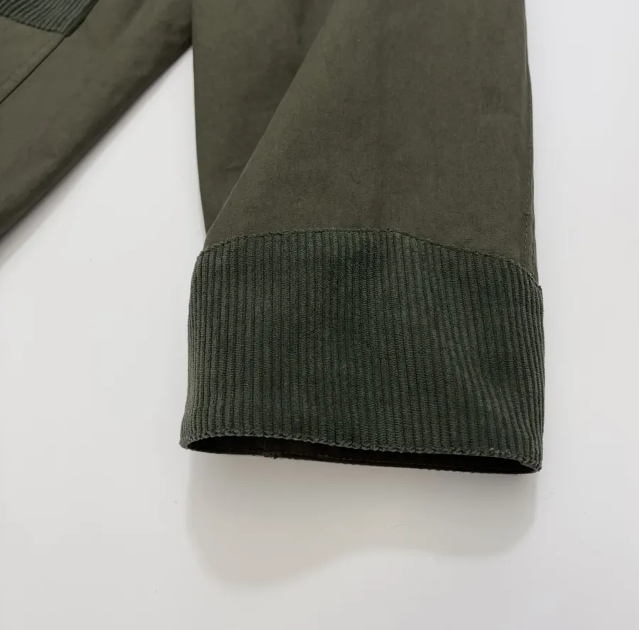 BODE Jacket with Contrast Corduroy Collar in 军绿, product view 07