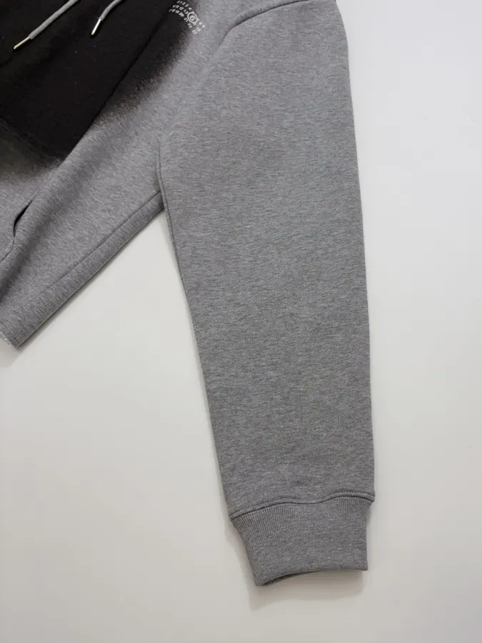 MM6 Maison Margiela 灰色黑色立体口袋连帽卫衣，Grey and 黑色，商品图 7