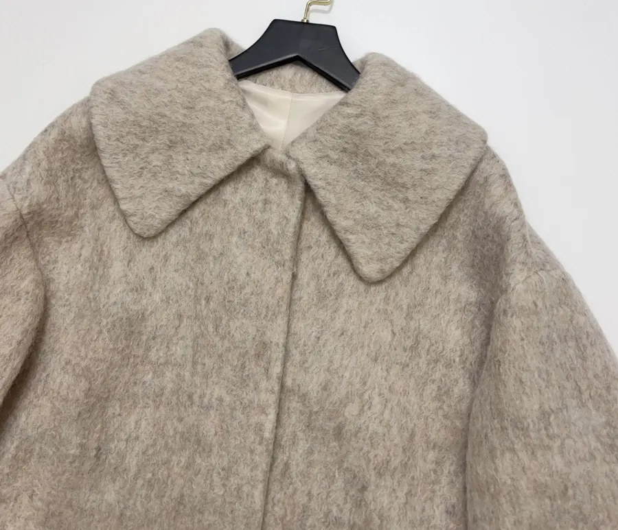 Independent Oversized Lapel Wool-Blend Tweed Coat in As Shown, product view 03