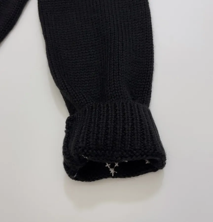 Limited-edition retro rabbit jacquard cropped cardigan, black diamond-quilted pattern, crew neck, relaxed knit jacket in Black, product view 06
