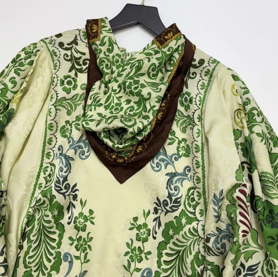 ALEMAIS Ivory and Green Paisley-Print Long-Sleeve Maxi Dress in Ivory and Green, product view 19