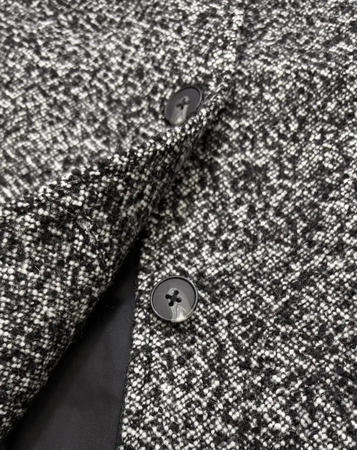 Reformation 灰色粗花呢毛绒翻领系带夹克，Grey，商品图 15