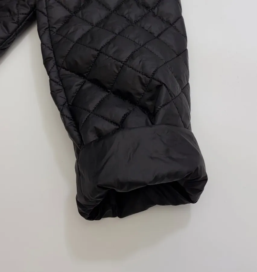 Max Mara Black Diamond-Quilted Collarless Jacket in Black, product view 06