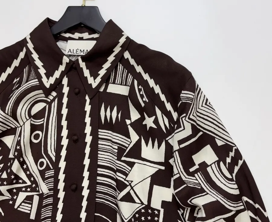 ALEMAIS Black and Ivory Geometric-Print Longline Shirt in Black and Ivory, product view 03