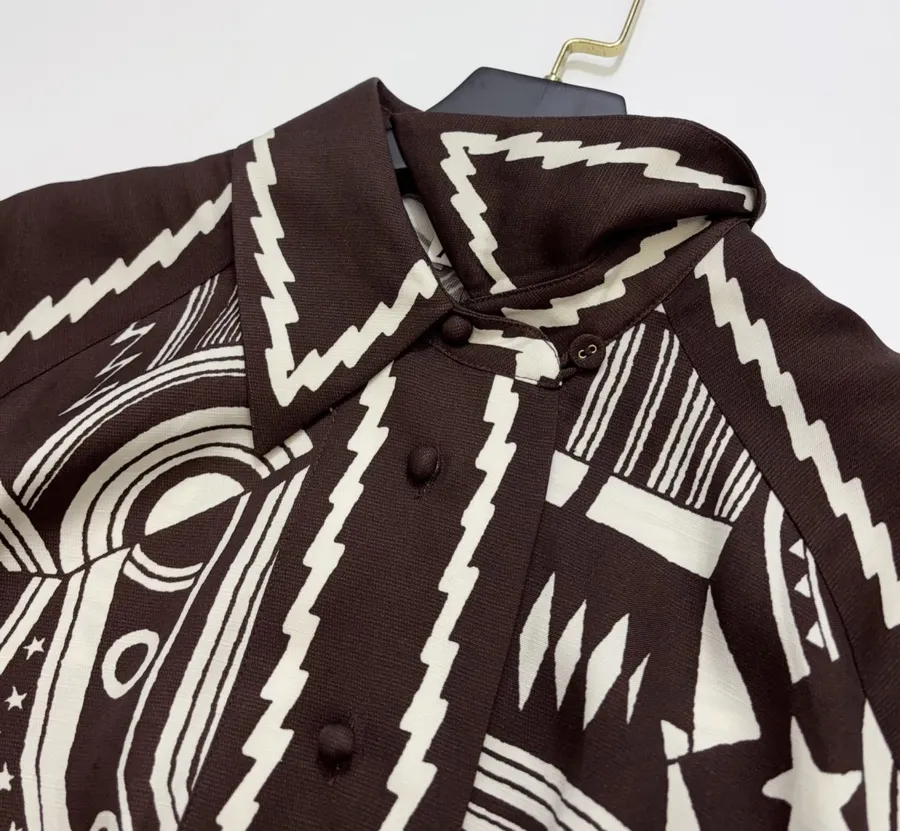 ALEMAIS Black and Ivory Geometric-Print Longline Shirt in Black and Ivory, product view 04